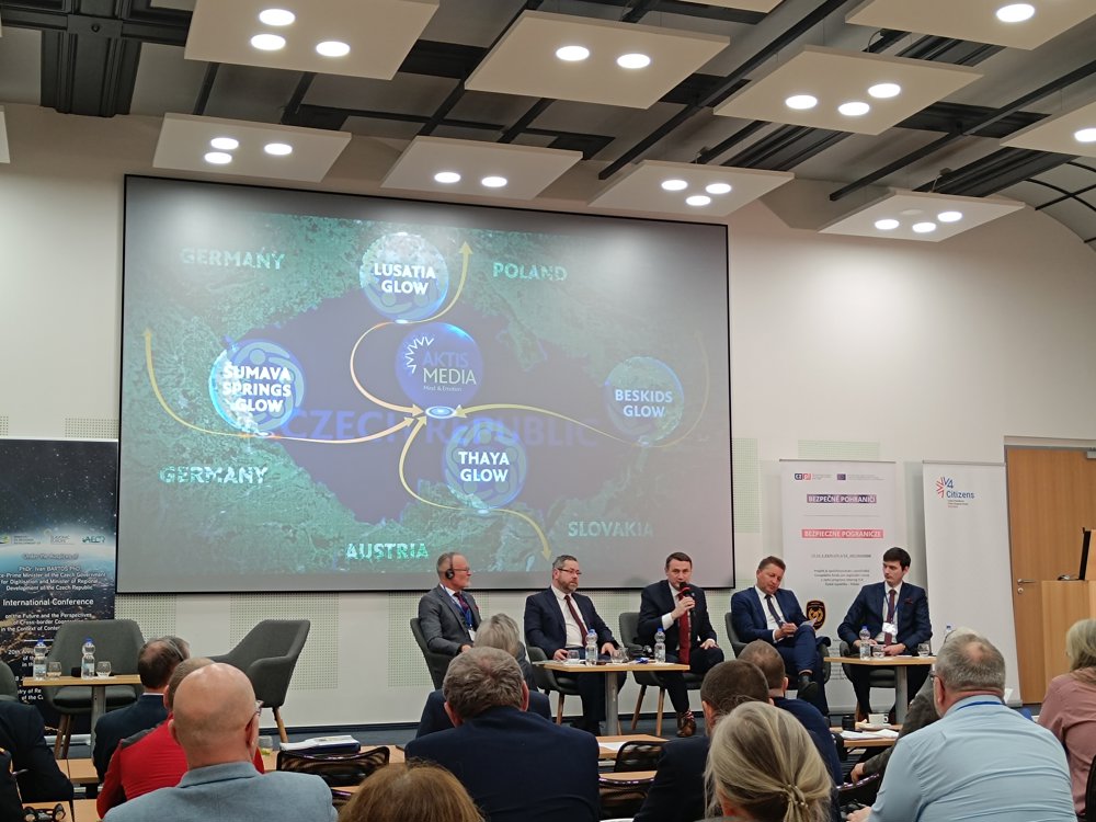 Účast na Mezinárodní konferenci k budoucnosti a perspektivám přeshraniční spolupráce v kontextu současné Europy